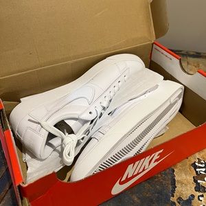 NWB Nike Blazer Low LE Women’s